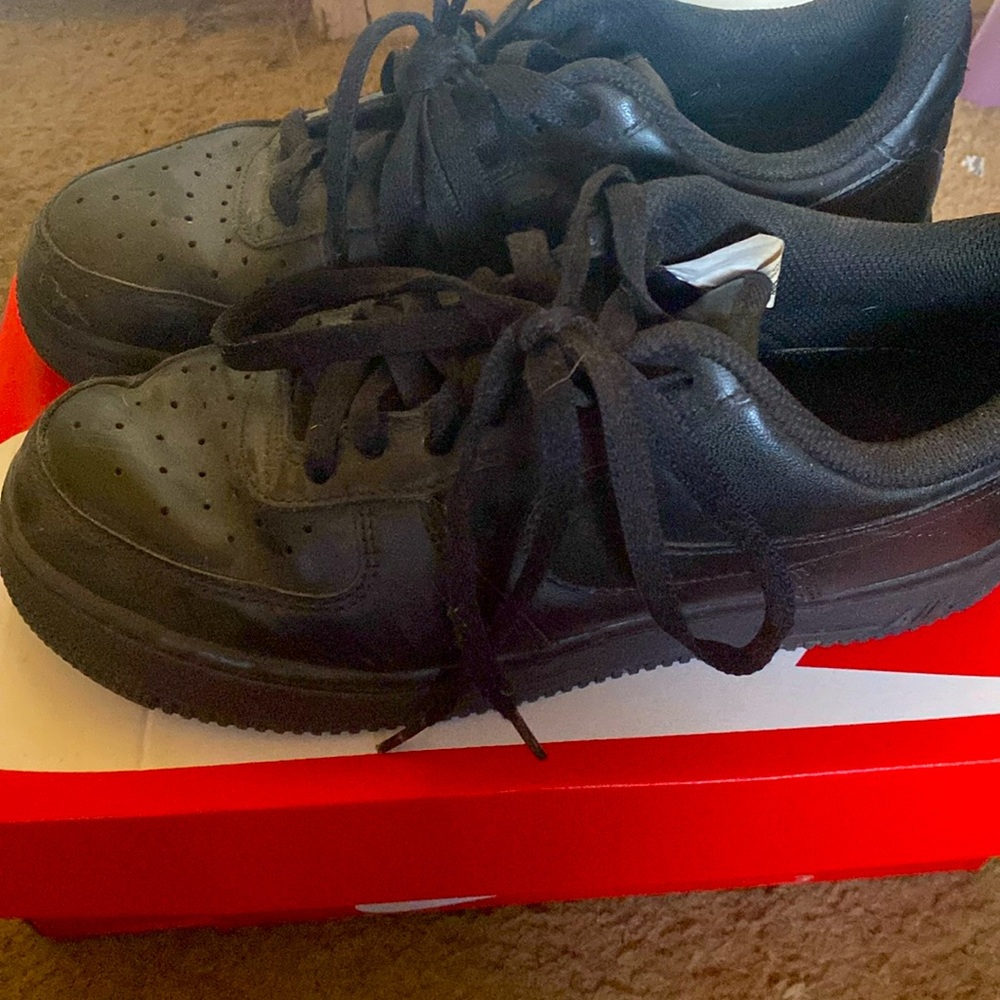 Nike Black Air Forces